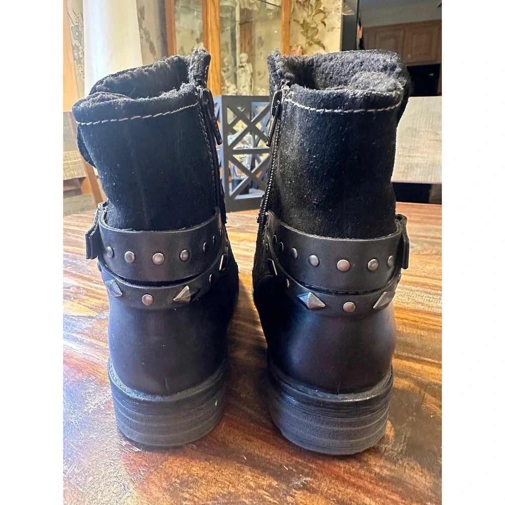 Earth Artistic‎ Onyx Black Leather Suede Studded Faux Fur Ankle Boots 8M